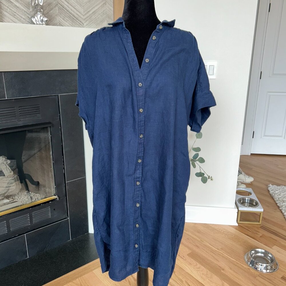 J.Crew Relaxed Fit Short-Sleeve Baird McNutt Irish Linen Shirtdress in Navy
